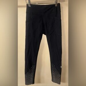 Women’s Lululemon Tight Stuff Tight II Reflective Size 4 Black